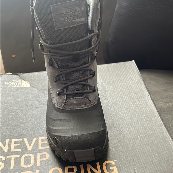 The North Face Men's Black and Gray Hiking Boots
Outdoors Hiking 🥾 - Picture 6 of 8